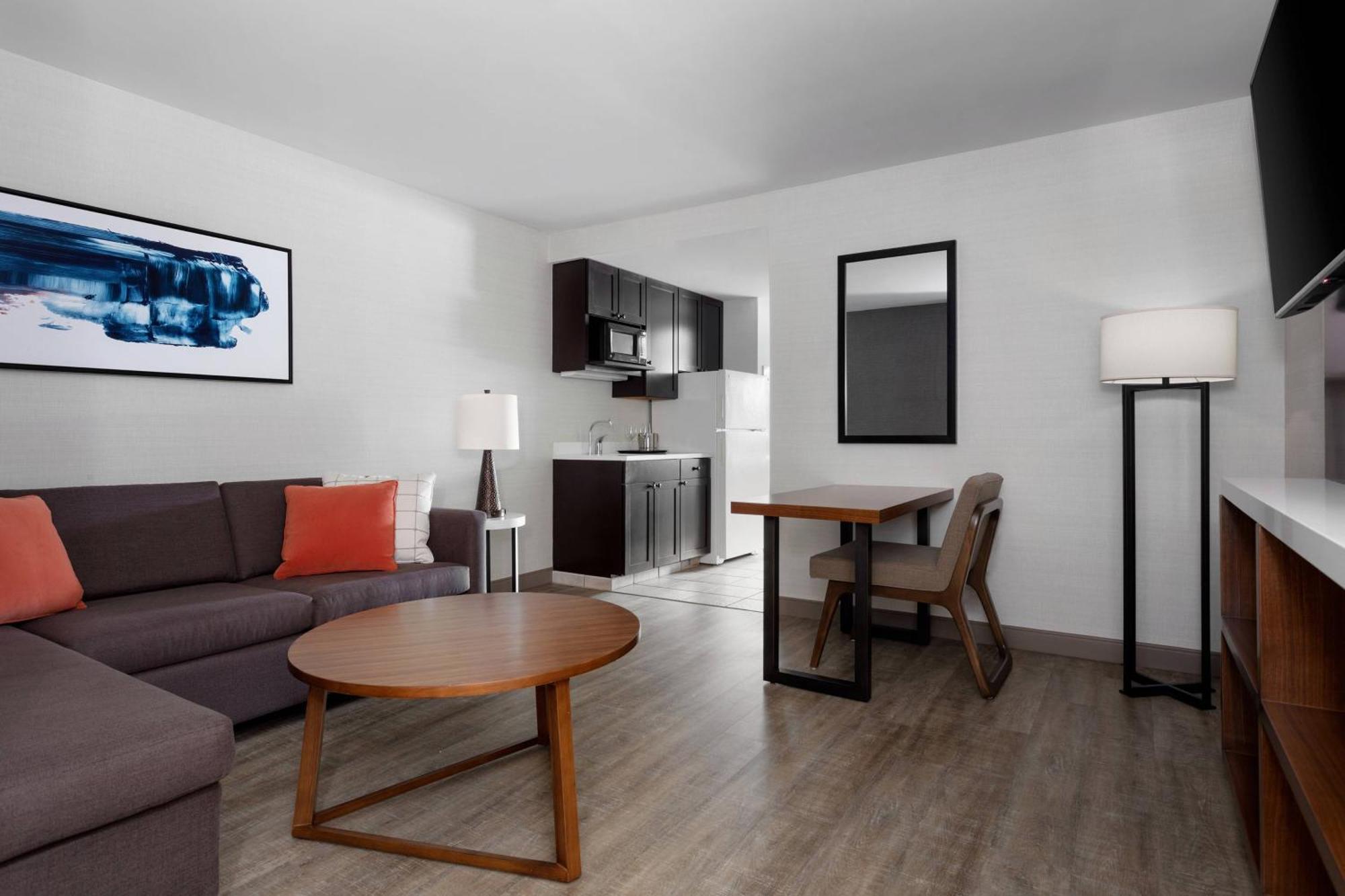 Delta Hotels By Marriott Burlington Extérieur photo