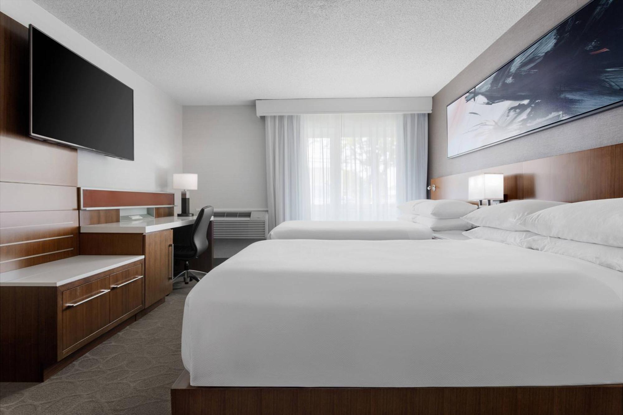 Delta Hotels By Marriott Burlington Extérieur photo