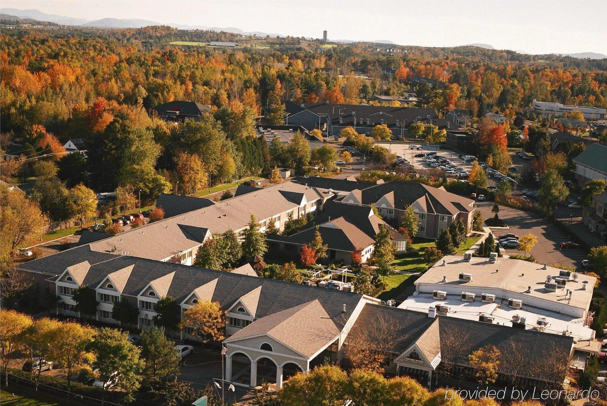 Delta Hotels By Marriott Burlington Extérieur photo