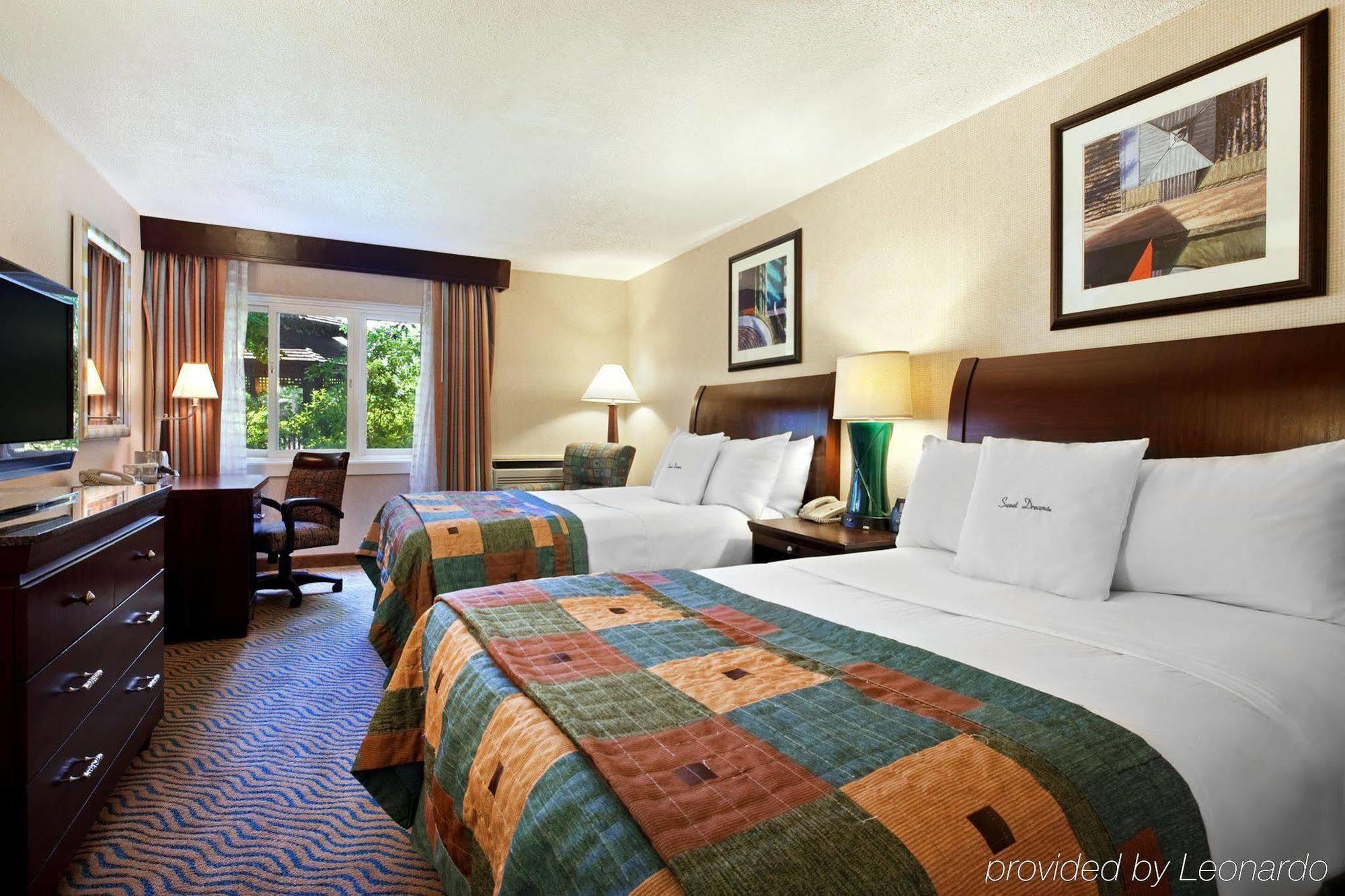 Delta Hotels By Marriott Burlington Extérieur photo