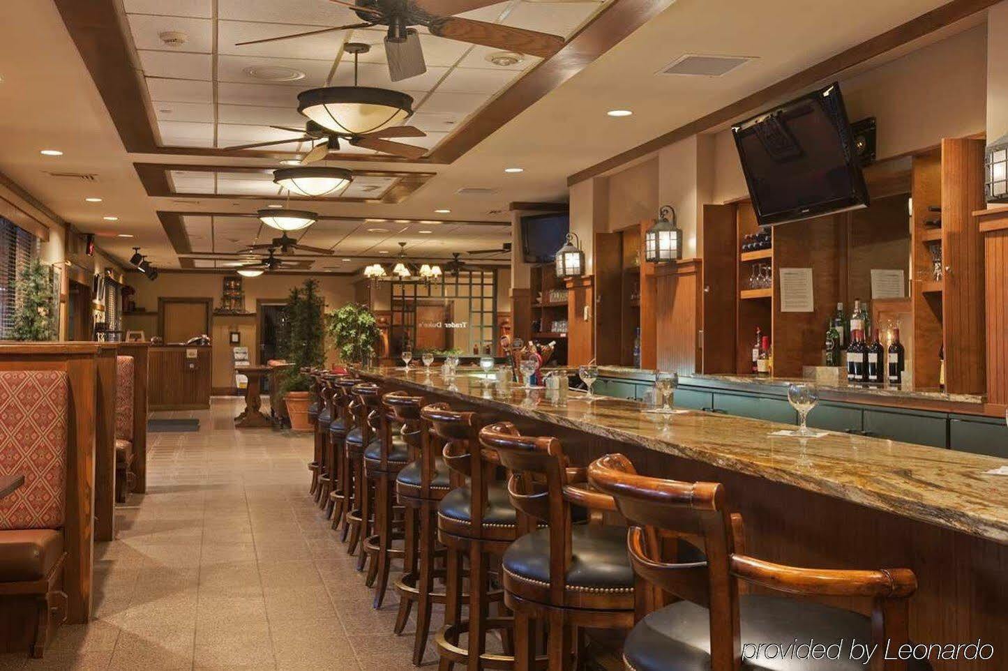 Delta Hotels By Marriott Burlington Extérieur photo