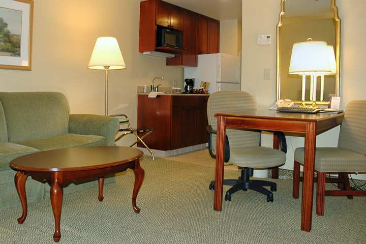 Delta Hotels By Marriott Burlington Chambre photo